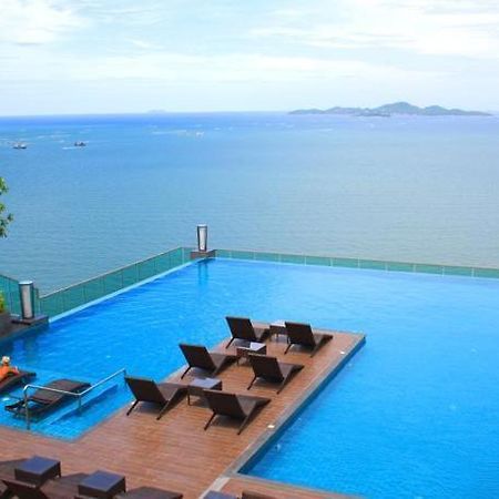 Stunning Sea View Condo On The Beach - Monthly Stay Pattaya Exteriér fotografie