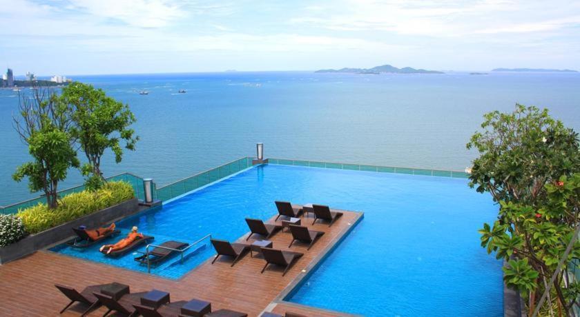 Stunning Sea View Condo On The Beach - Monthly Stay Pattaya Exteriér fotografie