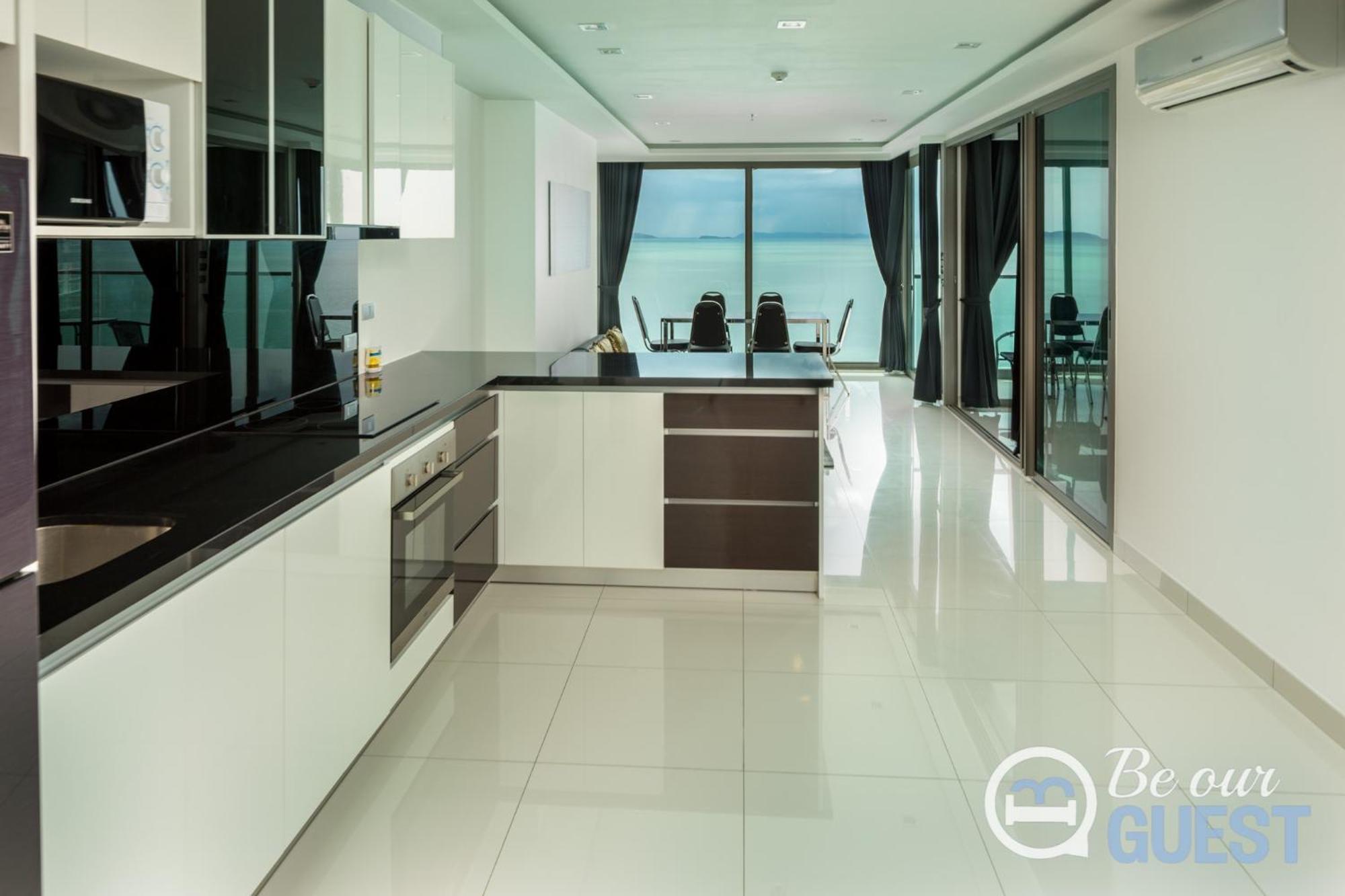 Stunning Sea View Condo On The Beach - Monthly Stay Pattaya Exteriér fotografie
