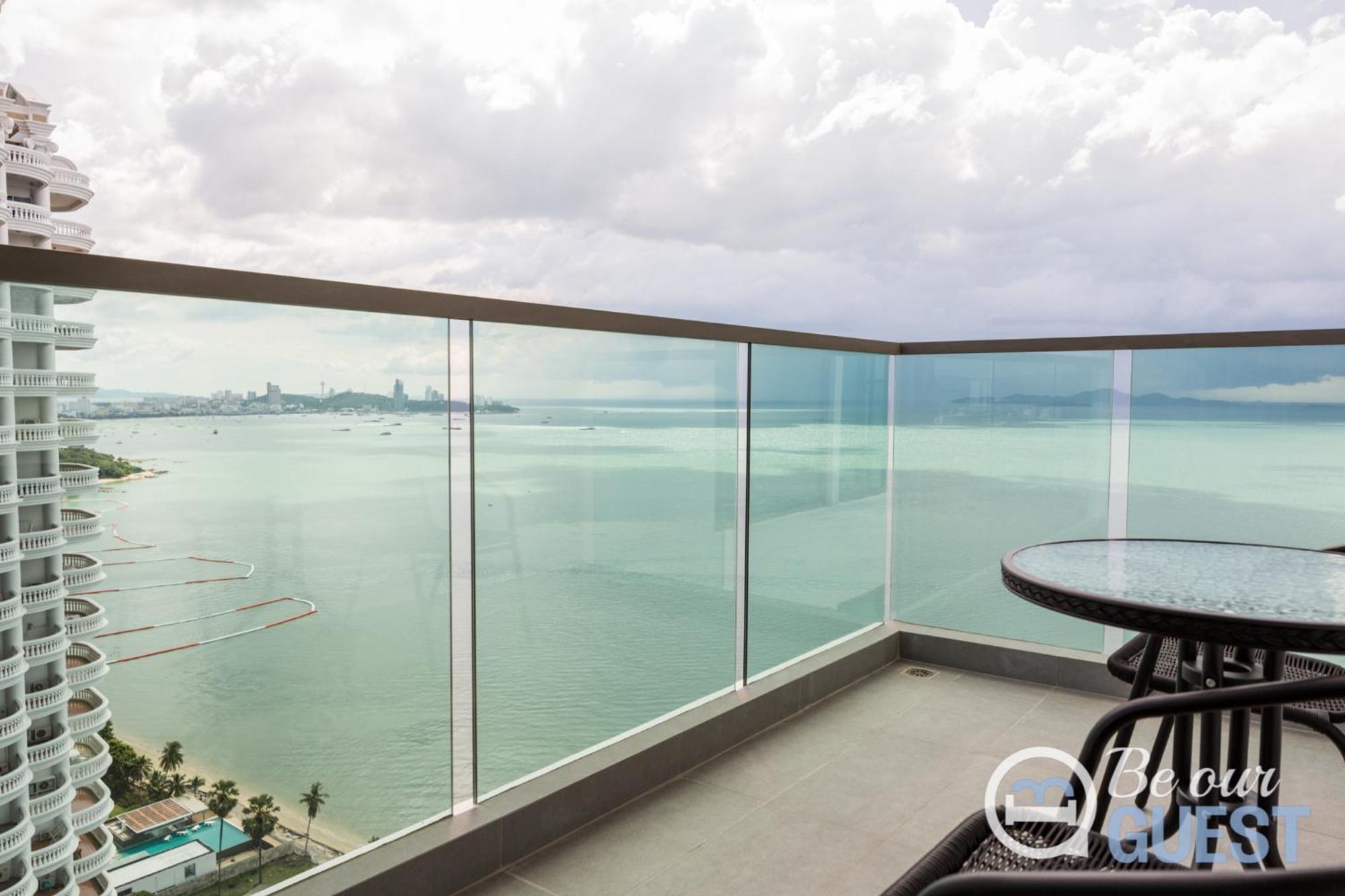 Stunning Sea View Condo On The Beach - Monthly Stay Pattaya Pokoj fotografie